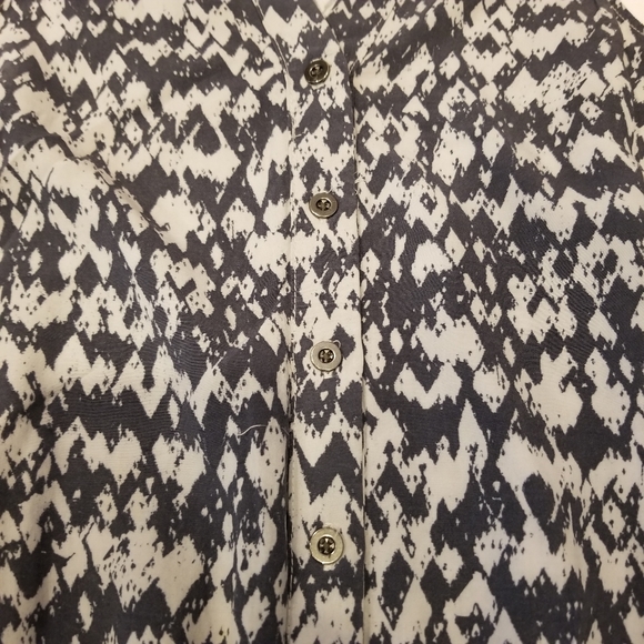 Banana Republic Blue Print Romper - Picture 3 of 9